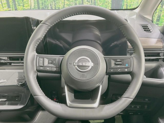 �y�����v�����X�e�A�����O�z�㎿�Ȋv���g�p���邱�ƂŁA��ɂ����������݂ƂĂ��^�]���₷���n���h���ł���