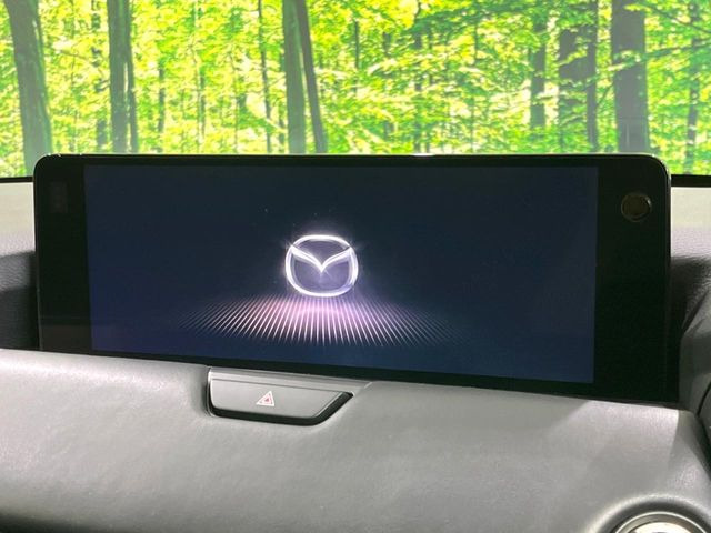 �y12.3�C���`�}�c�_�R�l�N�g�z�ԓ��̕��͋C�Ƀ}�b�`������^�f�B�X�v���C�B�X�}�z�ڑ��ł̃i�r�g�p��Bluetooth�Đ����A�l�X�ȋ@�\���y���߂܂��B�����I�ȃ_�C�������삪�\�ŁA�g��������ǍD�ł��B