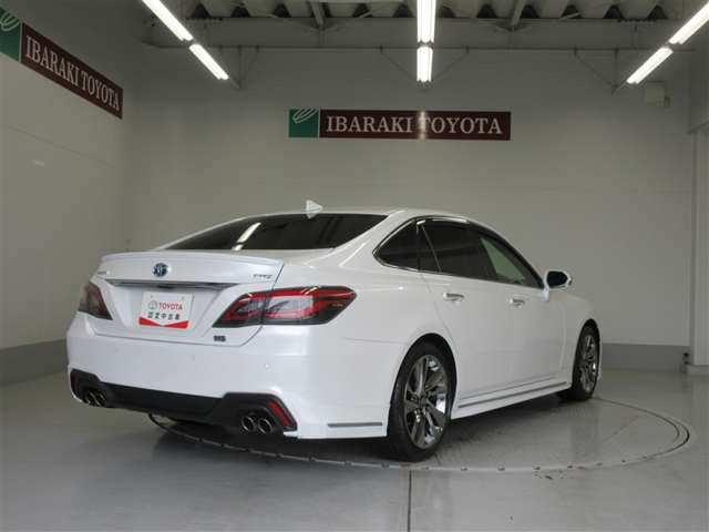 クラウンハイブリッド 2.5 RS アドバンス