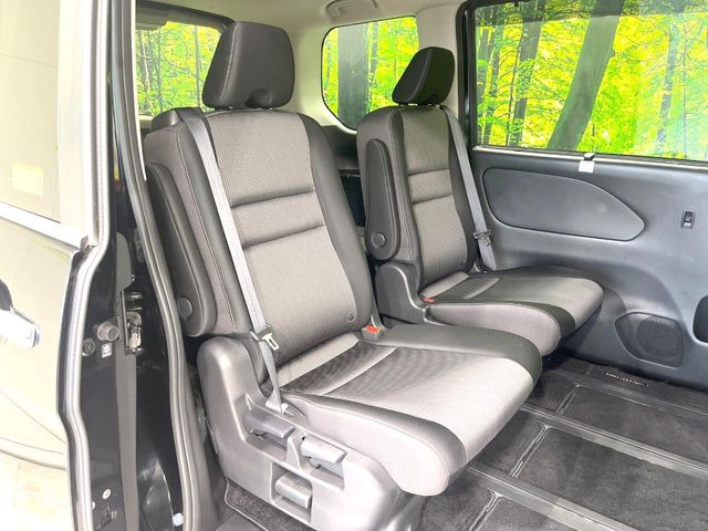 ���ڒ����̓E�H�[�N�X���[�ƂȂ��Ă���܂��B���ڂƎO��ڂ̈ړ�����~�肪�Ƃ��Ă��y�ɂȂ�̂ŁA���~��̍ۂ��X�g���X�������邱�Ƃ͂���܂����