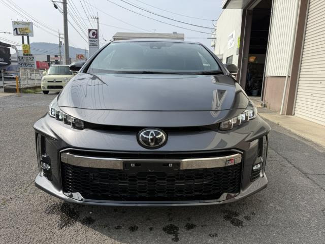 プリウスPHV1.8 S GR スポーツ