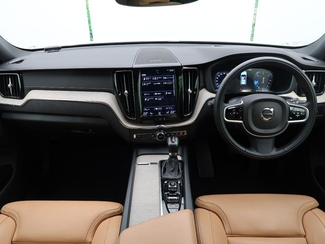 XC60D4 AWD インスクリプション ディーゼル 4WD