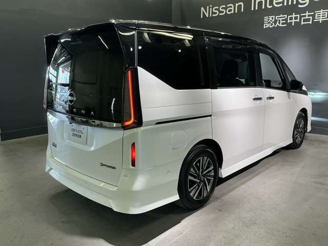 セレナ1.4 e-POWER ハイウェイスターV