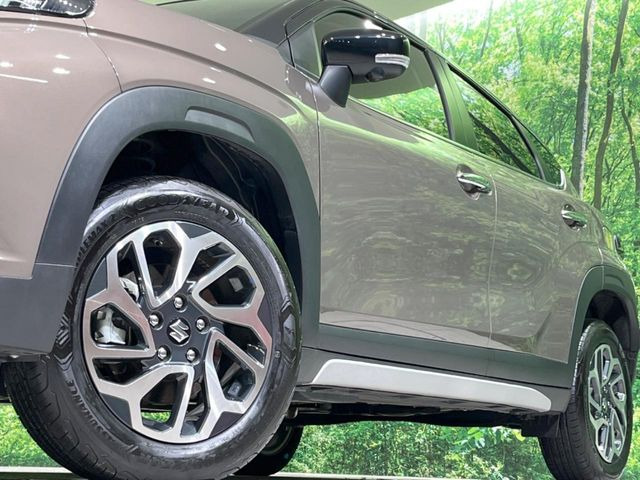 【純正16インチアルミホイール】外観にマッチした純正アルミホイールを装着しております。各種社外アルミホイールや、スタッドレスタイヤも取扱いしております。是非ご相談ください♪