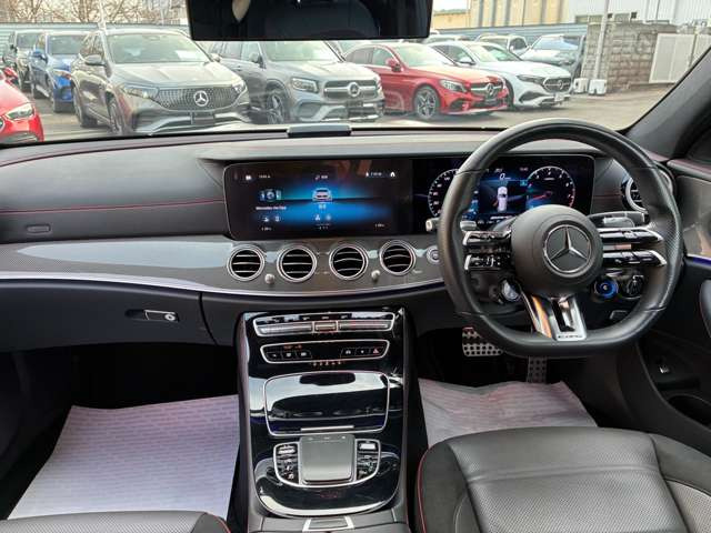 EクラスワゴンAMG E53 4マチックプラス 4WD