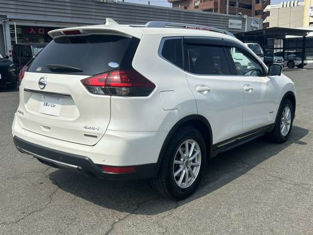 エクストレイル2.0 20Xi ハイブリッド 4WD