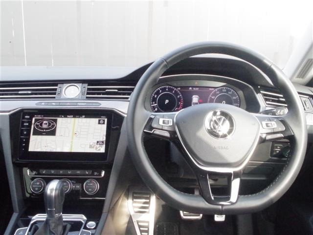 アルテオンTSI 4モーション エレガンス 4WD