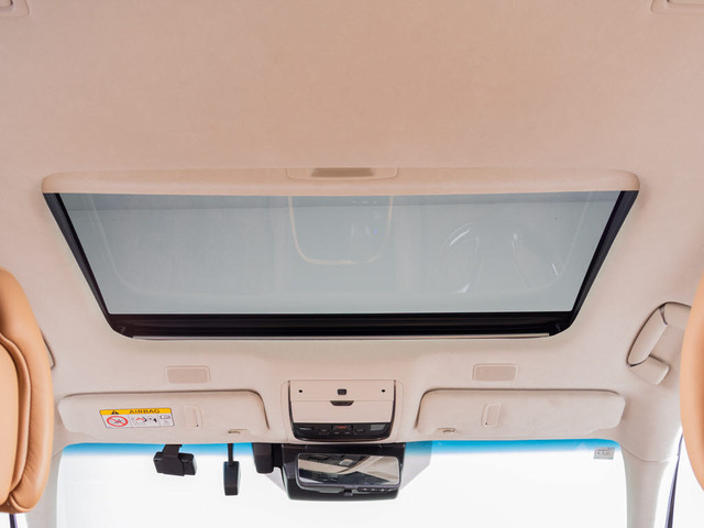 お探しの方必見の人気オプションサンルーフ!