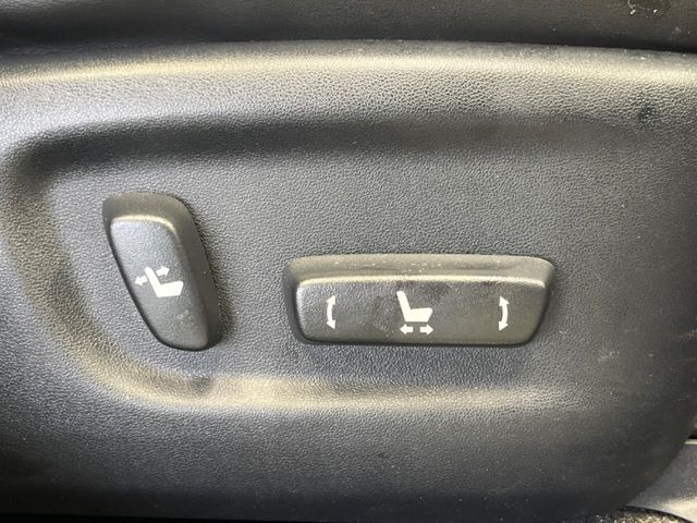 �y�p���[�V�[�g�z�X�C�b�`��ŊȒP�ɃV�[�g�̔��������\!�d��������͂�����܂���!���K�ȃV�[�g�|�W�V�����ɃZ�b�g���āA���K�ȃh���C�u�����y���݂��������B