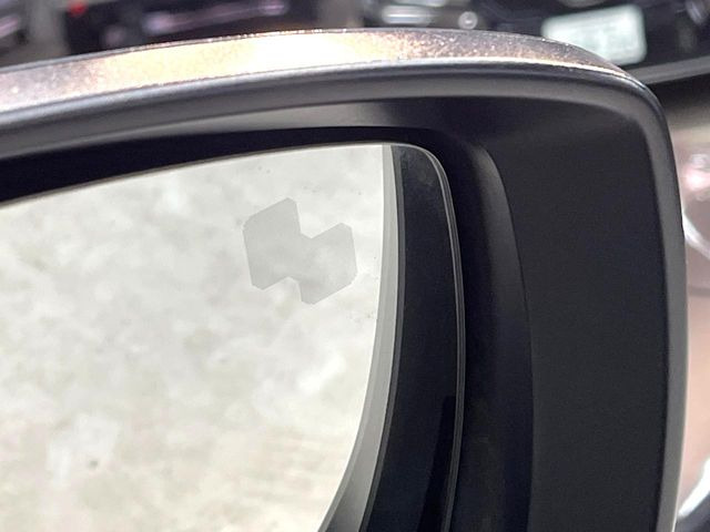 �y�u���C���h�X�|�b�g���j�^�����O�z���s���A�h�A�~���[�̎��p�ɂȂ�₷���ӏ��Ɍ㑱�Ԃ��ڋ߂���ƃT�C�h�~���[�t�߂Ɍx����\���A�h���C�o�[�ɒ��ӊ��N�����Ă���܂��B