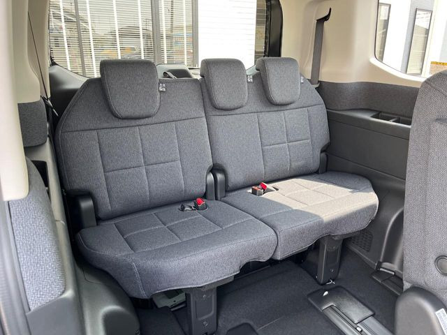 3��ڃV�[�g�͂�������ԗǍD����l�ł��������ƍ����Ē����܂��̂ŁA��l���ł̂��o���������N���N�ł��􂲉Ƒ��ŁA�C�̒m�ꂽ���ԂŁA�h���C�u�ɍs���̂��y���݂ł��ˁ�