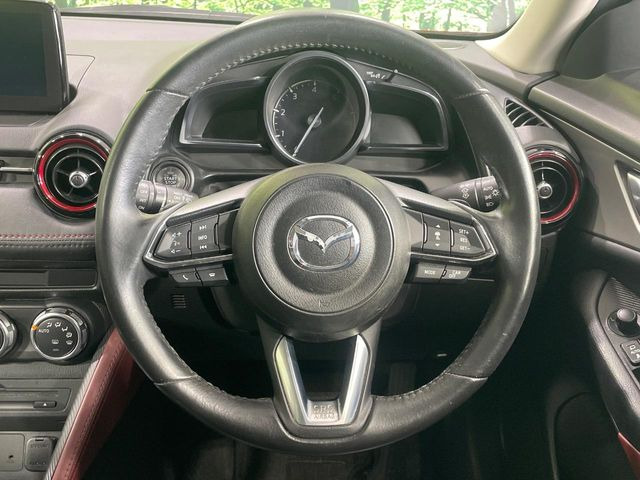 �y�����v�����X�e�A�����O�z�㎿�Ȋv���g�p���邱�ƂŁA��ɂ����������݂ƂĂ��^�]���₷���n���h���ł���