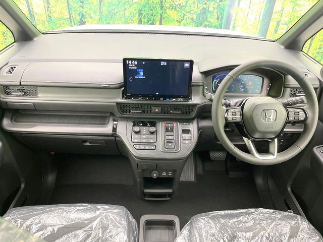 ステップワゴン2.0 e:HEV スパーダ