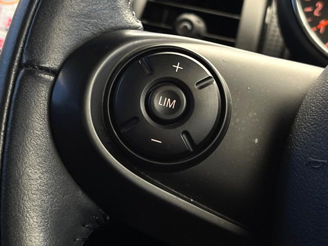 ���I�[�g�N���[�Y�R���g���[��:�������H�⎩���Ԑ�p���H���ɂāA�葬���q���\�ƂȂ�֗��ȋ@�\�ł��B�������ړ��̍ۂł����ɂ����֗��ɂ��g�����������܂���