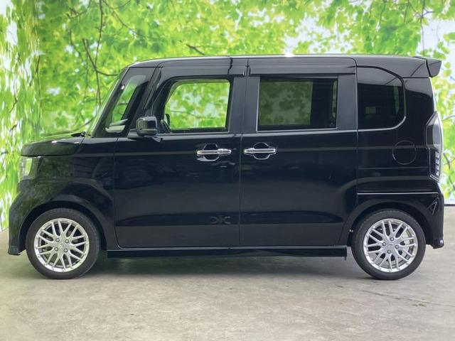 N-BOXカスタムL ターボ スタイルプラス ブラック