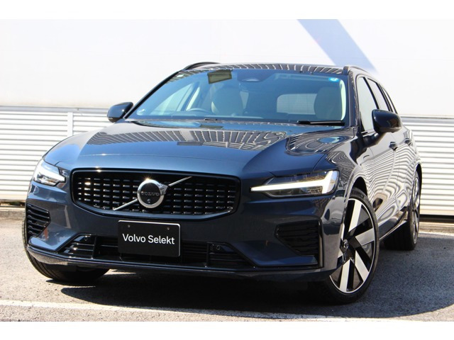 V60ウルトラ T6  AWD プラグインハイブリッド 4WD