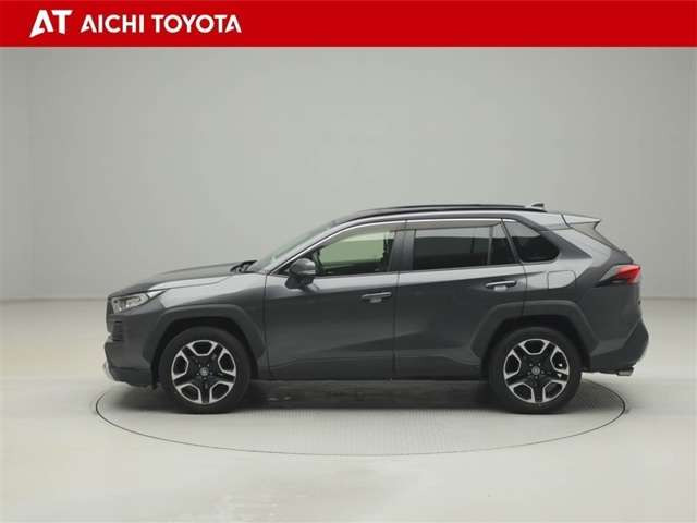 RAV42.0 アドベンチャー 4WD