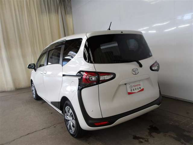 シエンタ1.5 G クエロ