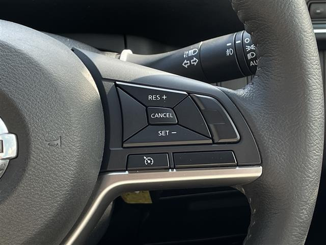 セレナ1.2 e-POWER ハイウェイスターV