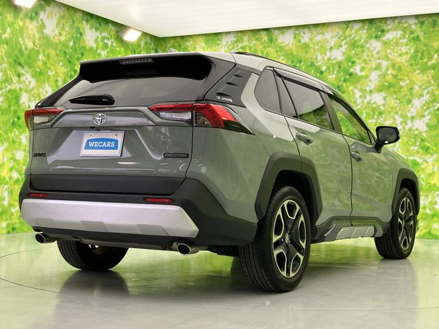 RAV42.0 アドベンチャー 4WD