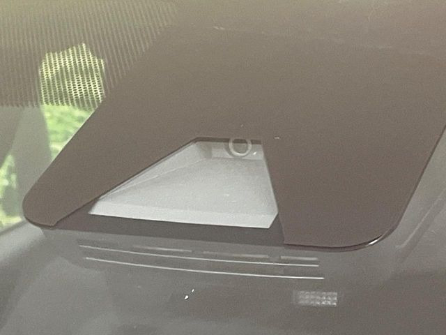 �y�g���^�Z�[�t�e�B�Z���X�z���s���ɑO���̎ԗ�����F�����A�Փ˂������Ȏ��͌x��ƃu���[�L�ŏՓˉ���Ɣ�Q�y�����A�V�X�g�B�����S�Ƀh���C�u�����y���݂��������܂��B