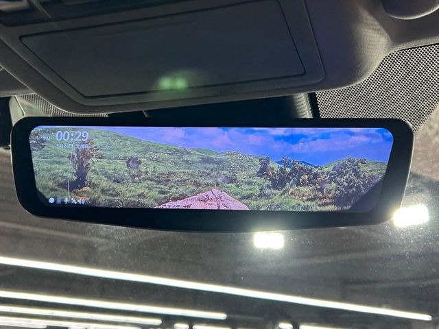 �y�f�W�^���C���i�[�~���[�z��Ȃ̑傫�ȉו��⓯��҂Ō�����m�F���Â炢���ł����S!�J�������B�e�����ԗ�����̉f�������[���~���[���ɕ\���B�N���A�Ȏ��E�ŏ󋵂̊m�F���\�ł�!