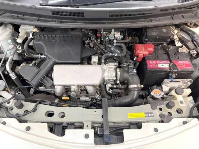 親切・丁寧な専門メカニックスタッフが応対!・車検・点検整備・事故等の修理などアフターサービスも安心。お車のカスタマイズもネクステージのサービススタッフまでご相談ください!