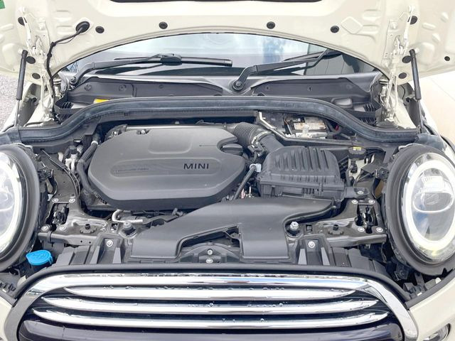 �����X�ł́A�e���[�J�[�̐�p�f�f�e�X�^�[�𓱓��B���Ǝ��i�����e�N�j�J���X�^�b�t���풓���Ă���܂��̂ŁA������̍ۂɂ����S���Ă����p���������܂��B