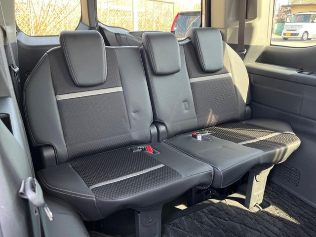 3��ڃV�[�g�͂�������ԗǍD����l�ł��������ƍ����Ē����܂��̂ŁA��l���ł̂��o���������N���N�ł��􂲉Ƒ��ŁA�C�̒m�ꂽ���ԂŁA�h���C�u�ɍs���̂��y���݂ł��ˁ�