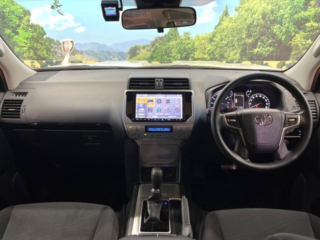 グループ総在庫数約30,000台!!全国の系列店からメーカー・車種問わずご紹介出来るので、あなたにピッタリのお車が見つかるはずです♪まずはお問い合わせ下さい☆