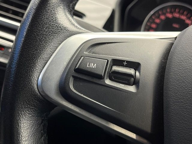 ●オートクルーズコントロール:高速道路や自動車専用道路等にて、定速巡航が可能となる便利な機能です。長距離移動の際でも疲れにくく便利にお使いいただけます♪