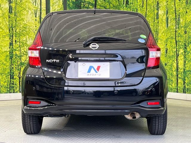 安心の最長10年・走行無制限保証(有償)をご用意。保証内容も充実はもちろん、無料点検&オイル交換や、年中無休の全国・24時間ロードサービスも付帯されておりますのでご安心下さい。