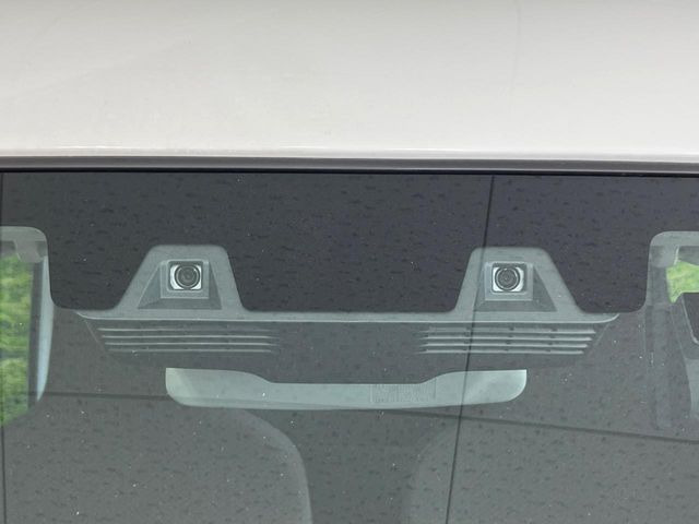 �y�X�Y�L �Z�[�t�e�B�T�|�[�g�z���s���ɑO���̎ԗ�����F�����A�Փ˂������Ȏ��͌x��ƃu���[�L�ŏՓˉ���Ɣ�Q�y�����A�V�X�g�B�����S�Ƀh���C�u�����y���݂��������܂��B