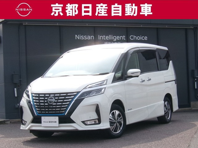 セレナ1.2 e-POWER ハイウェイスターV