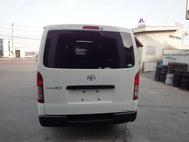 レジアスエース3.0 DX ロング ディーゼル 4WD