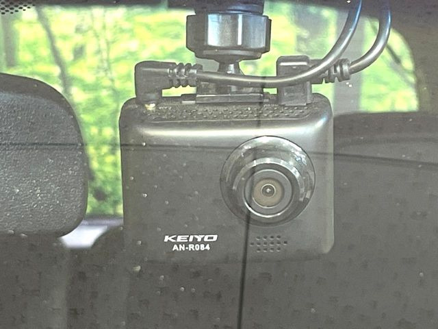 �y�h���C�u���R�[�_�[�z�h���C�u���R�[�_�[����!���s���͂������A������^�]�⎖�̂ɑ��������ہA�f���ŋL�^���A����̃��X�N�ɔ����܂��B���L�^�pSD�J�[�h�͂��q�l�����g�ł��������������K�v������܂��B