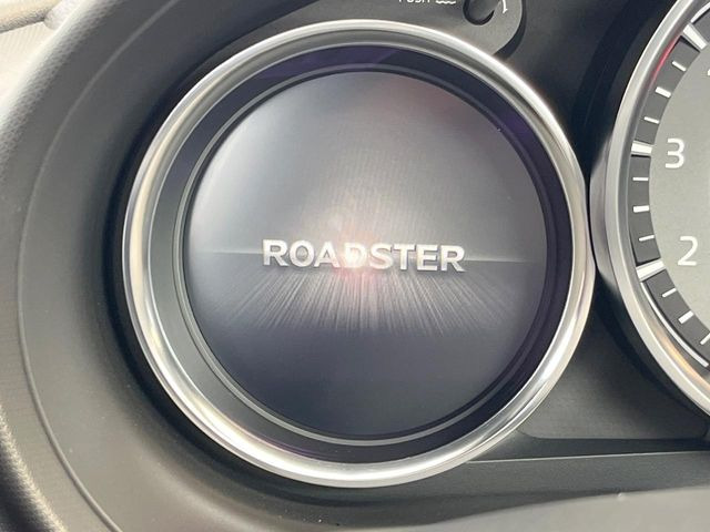 �y�J���[�}���`�C���t�H���[�V�����f�B�X�v���C�z