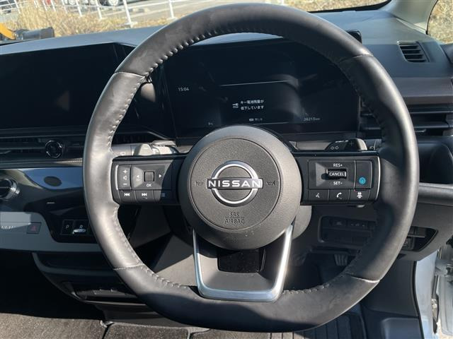 セレナ2.0 ハイウェイスターV 4WD