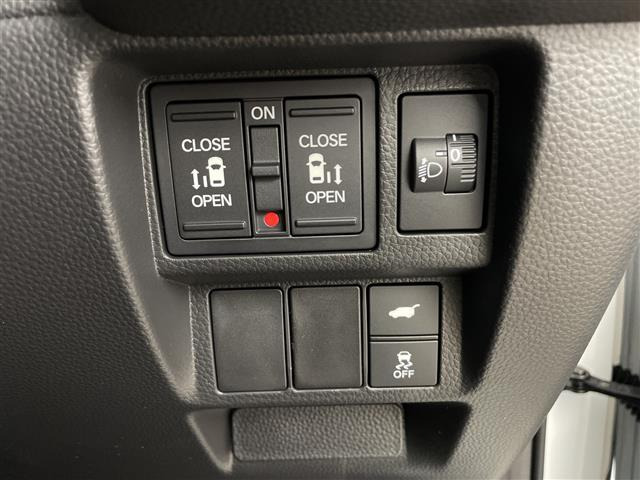 ステップワゴン2.0 e:HEV スパーダ