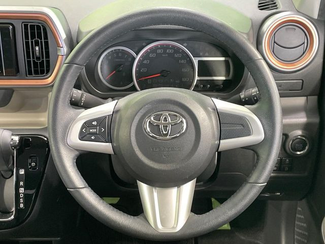 �y�����v�����X�e�A�����O�z�㎿�Ȋv���g�p���邱�ƂŁA��ɂ����������݂ƂĂ��^�]���₷���n���h���ł���