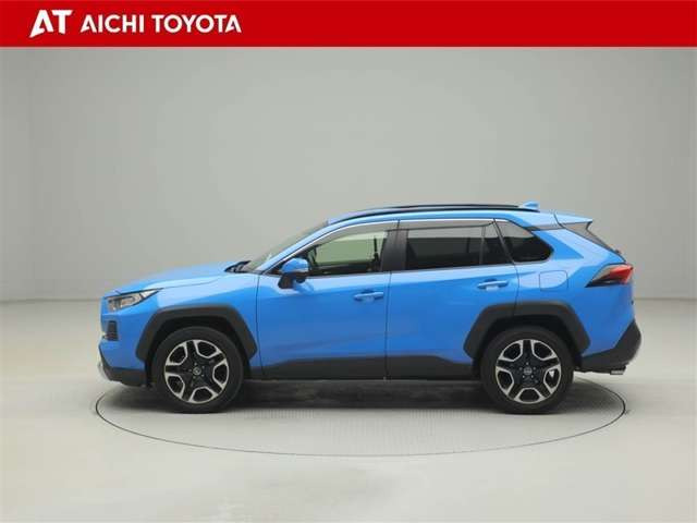 RAV42.0 アドベンチャー 4WD