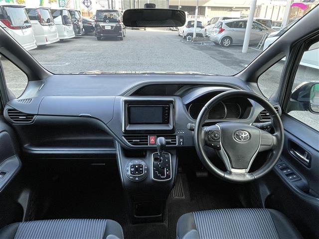 ヴォクシー2.0 ZS 煌