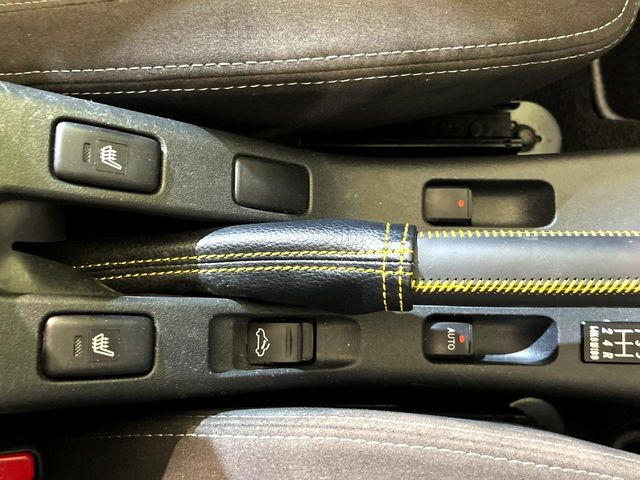 【シートヒーター】寒い日に重宝するシートヒーター!エアコンより早く温まってくれるので寒がりの人も安心ですね♪エアコンの温風は乾燥するから苦手、という方にもをおすすめです。