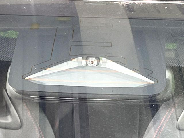 �y�v���N���b�V���Z�[�t�e�B�z�O���̎ԗ��������m���A�Փ˂������Ȏ��͌x��Œ��ӂ𑣂��A�u���[�L�𓥂ޗ͂��T�|�[�g�B�u���[�L�𓥂߂Ȃ������ꍇ�͏Փ˔�Q�y���u���[�L���쓮�A�Փˉ�����T�|�[�g���܂��B