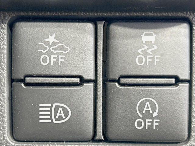 �y�X�}�[�g�A�V�X�g�z���s���ɑO���̎ԗ�����F�����A�Փ˂������Ȏ��͌x��ƃu���[�L�ŏՓˉ���Ɣ�Q�y�����A�V�X�g�B�����S�Ƀh���C�u�����y���݂��������܂��B