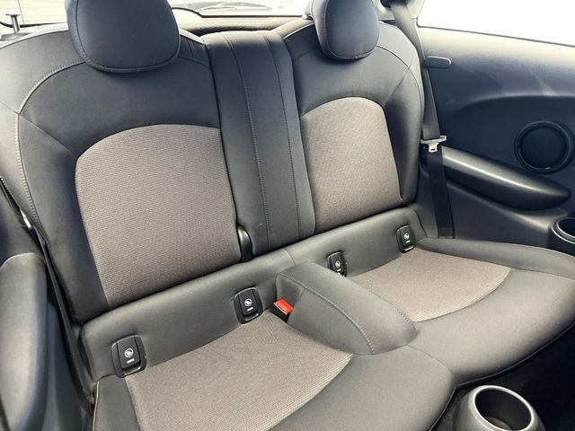 ���㕔���Ȃ��C�ɂȂ�悤�ȃL�Y�E�����ւ��蓙�A�傫�ȃ_���[�W�͂Ȃ��A�ǍD�ȏ�Ԃł��B