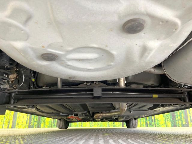 下回りがきれいなうちに、防錆加工の施工がオススメ。降雪地域はもちろん、沿岸部にお住いの方や、趣味でマリン・ウィンタースポーツをされる方にご好評いただいております。