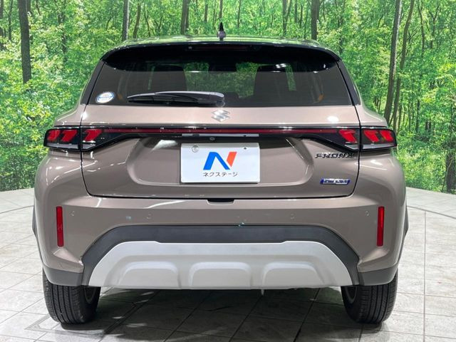 安心の最長10年・走行無制限保証(有償)をご用意。保証内容も充実はもちろん、無料点検&オイル交換や、年中無休の全国・24時間ロードサービスも付帯されておりますのでご安心下さい。