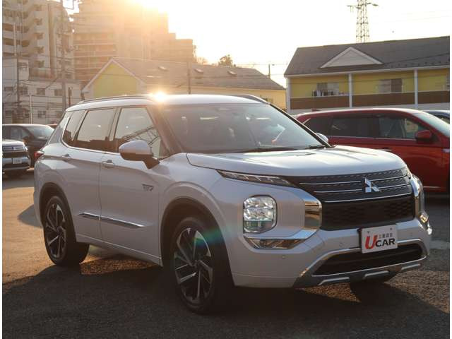 アウトランダーPHEV 2.4 P 4WD