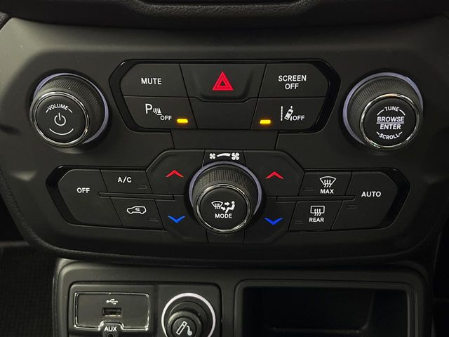 ���f���A���I�[�g�G�A�R��:�^�]�ȁE����Ȃ��ꂼ��ŉ��x�ݒ肪�\�ȓƗ����I�[�g�G�A�R����W���������Ă���܂�!